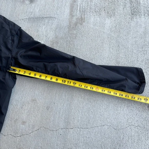 Oakley Jacket Mens XL Black Lightweight Ski Snowboard Coat Outdoors Warm Winter - Picture 8 of 8